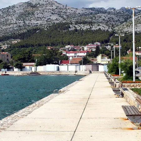 With A Parking Space Starigrad, Paklenica - 27468 Starigrad Paklenica